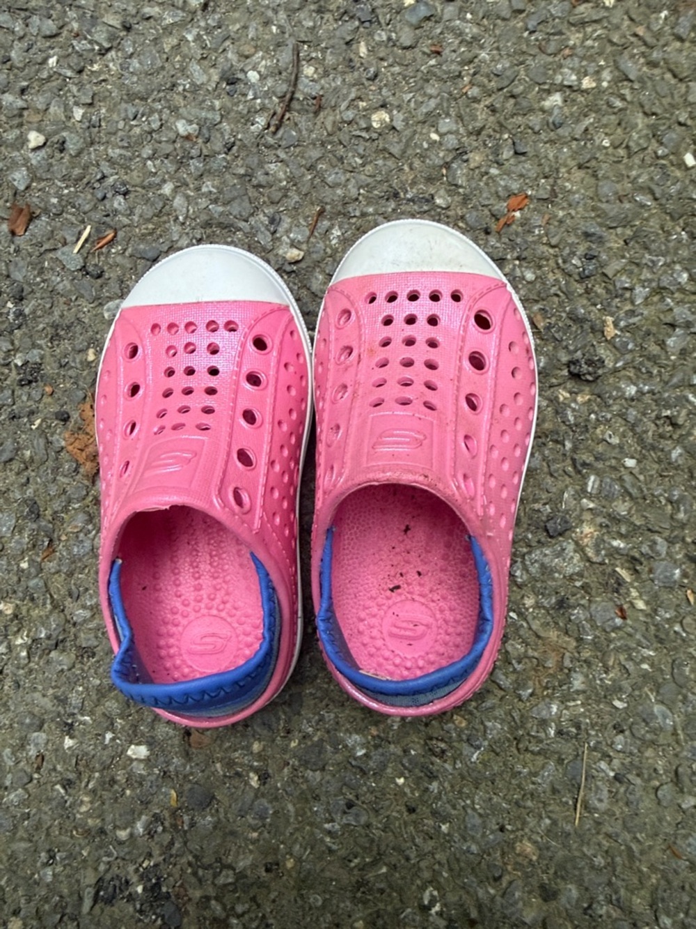 Skechers Kids Pink Slip-On Water Shoes with Blue Trim